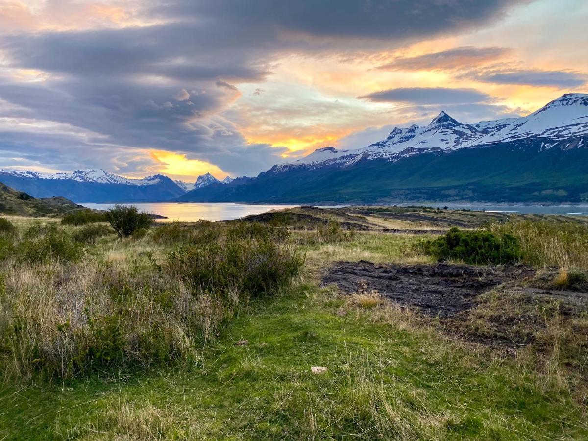 Estancia Nibepo Aike Colonia Francisco Perito Moreno Kültér fotó